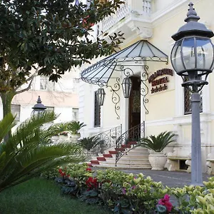 Pinciana 4*, Rome Italy